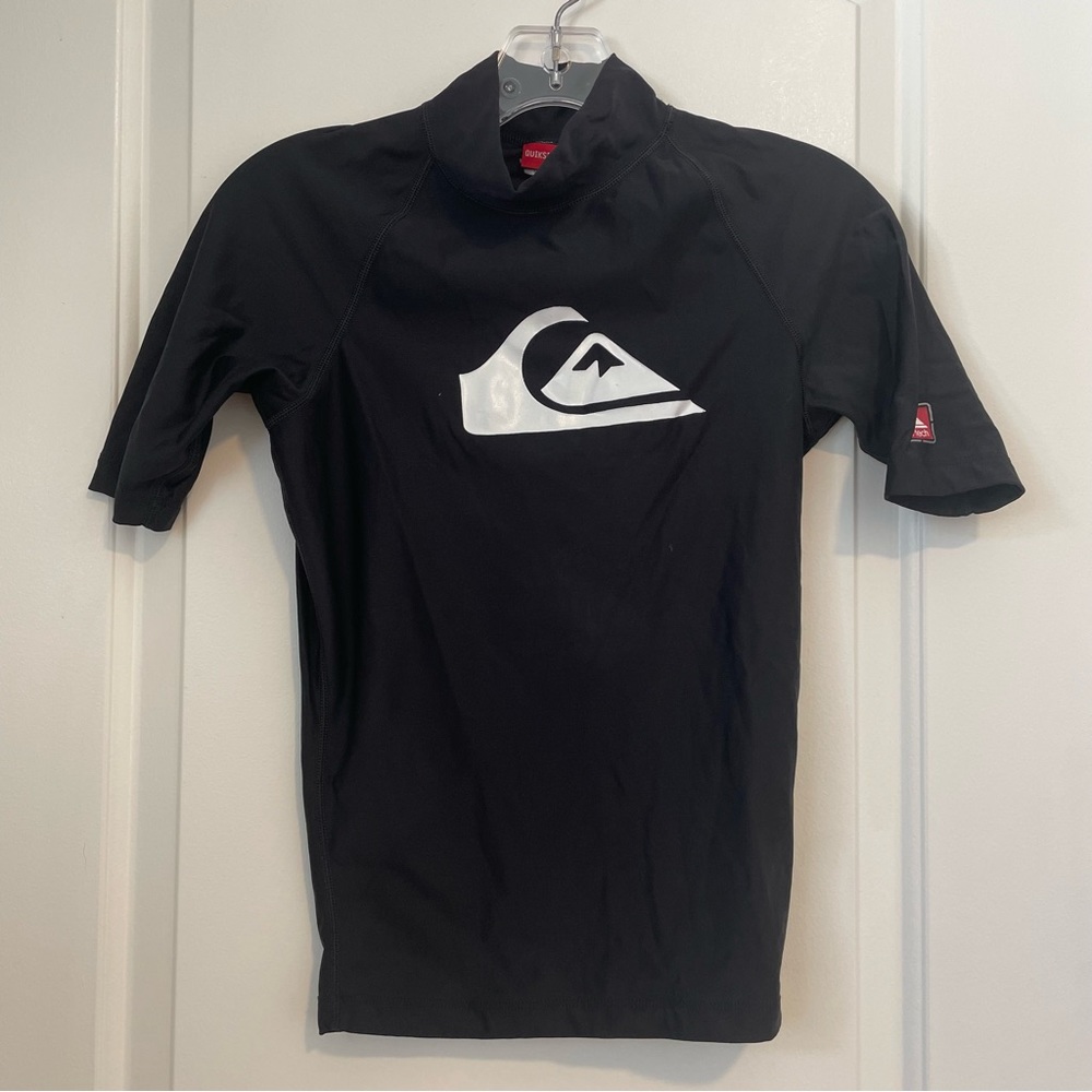 QUICKSILVER | Black Rash Guard
